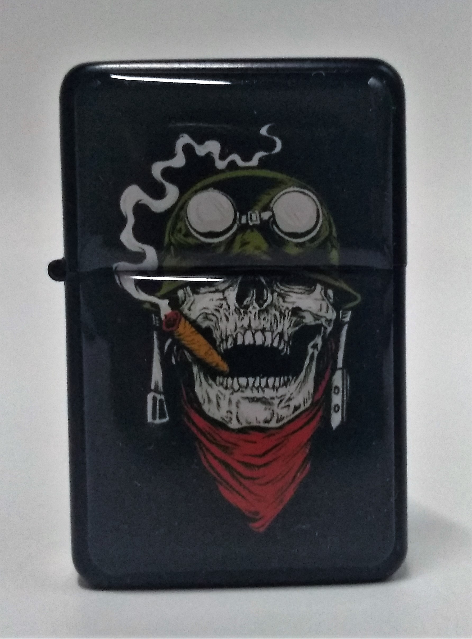 Tipo Zippo Preto 25